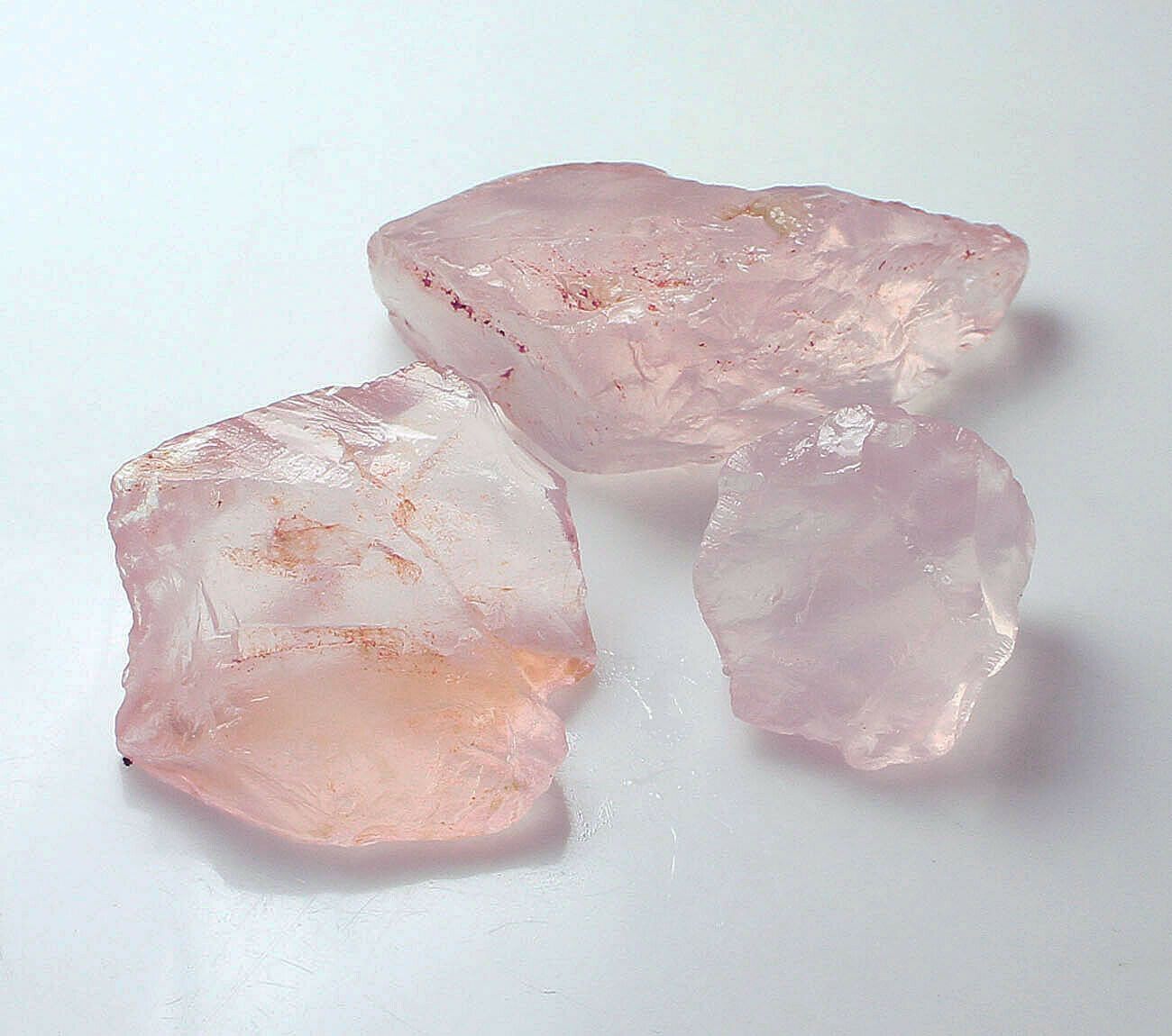 241Ct Natural Pink Rose Quartz Crystal Sawn Facet Rough Specimen YPA585