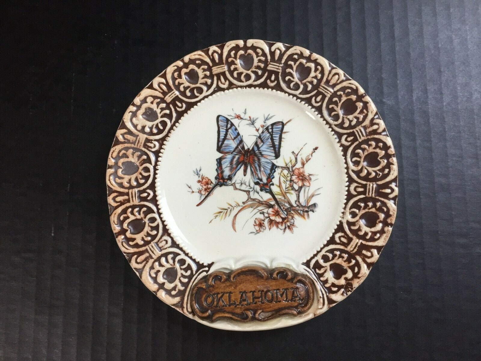6" Vintage Oklahoma State Souvenir Collector Wall Plate Swallowtail Butterfly
